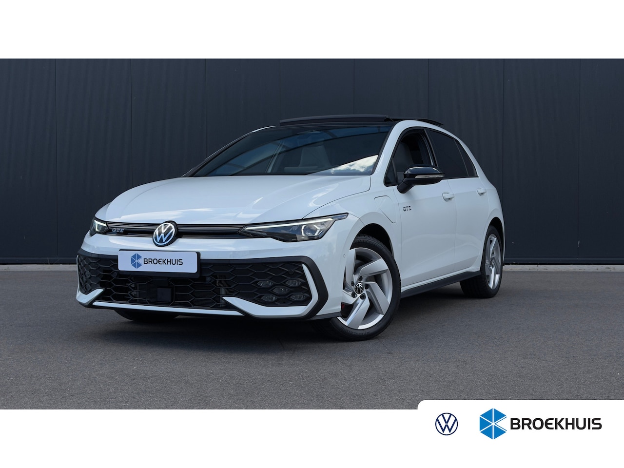 Volkswagen Golf - VIII Lim. 1.5 TSI eHybrid 200 kW GTE | Vienna leder | Panoramadak | HUD | - AutoWereld.nl