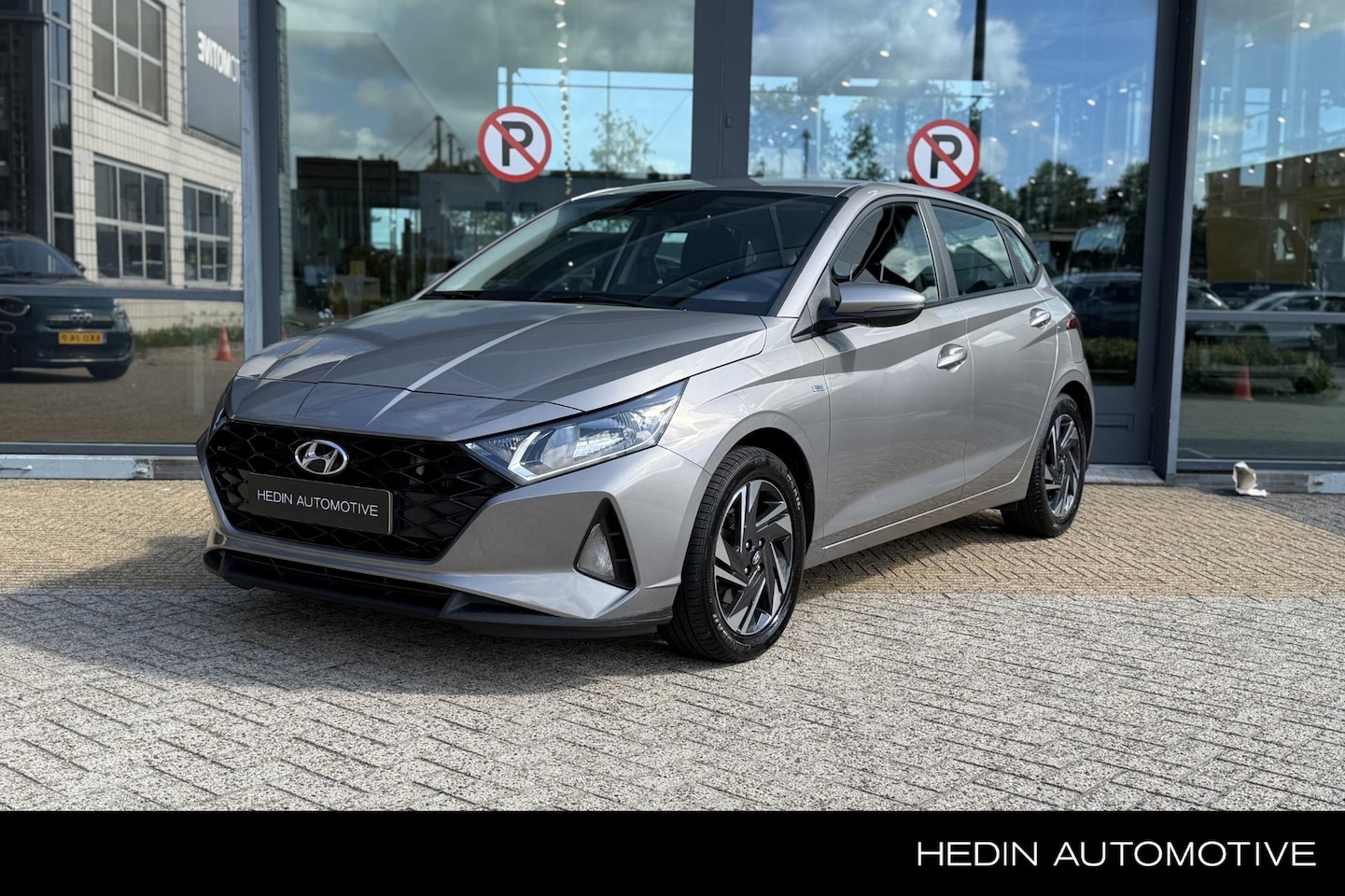 Hyundai i20 - 1.0 T-GDI 100PK Comfort | Trekhaak | Navigatie via App | Camera | Airconditioning | Cruise - AutoWereld.nl
