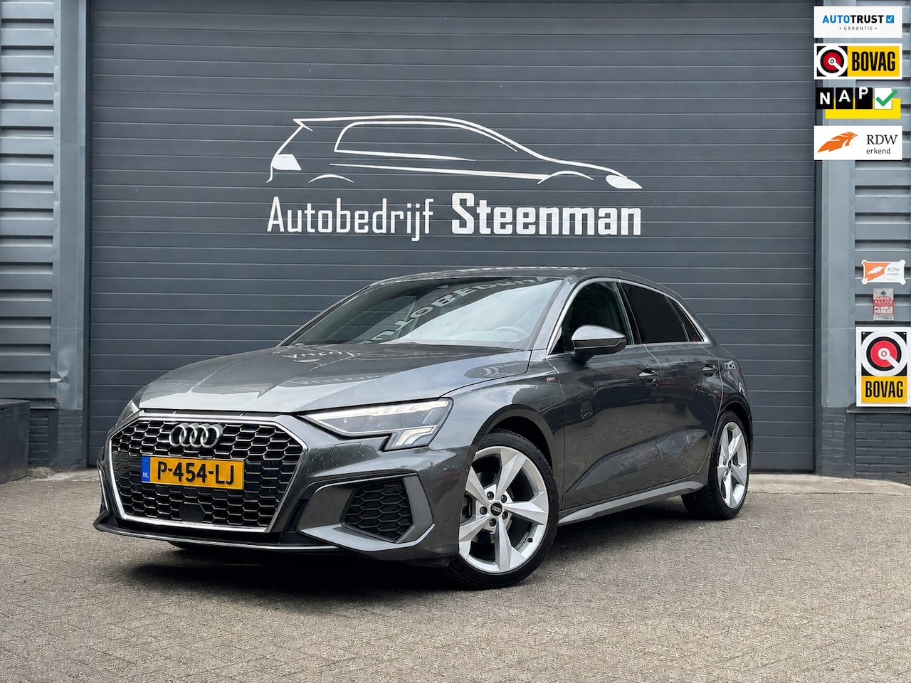 Audi A3 Sportback - 30 TFSI S-Line | Carplay | LED | Stoelverw. - AutoWereld.nl