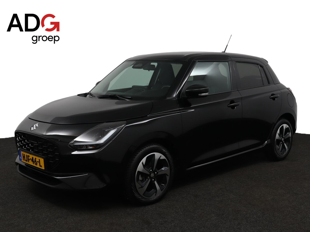 Suzuki Swift - 1.2 Style Smart Hybrid | Climate control | Cruise control adaptive | Navigatie | Apple car - AutoWereld.nl