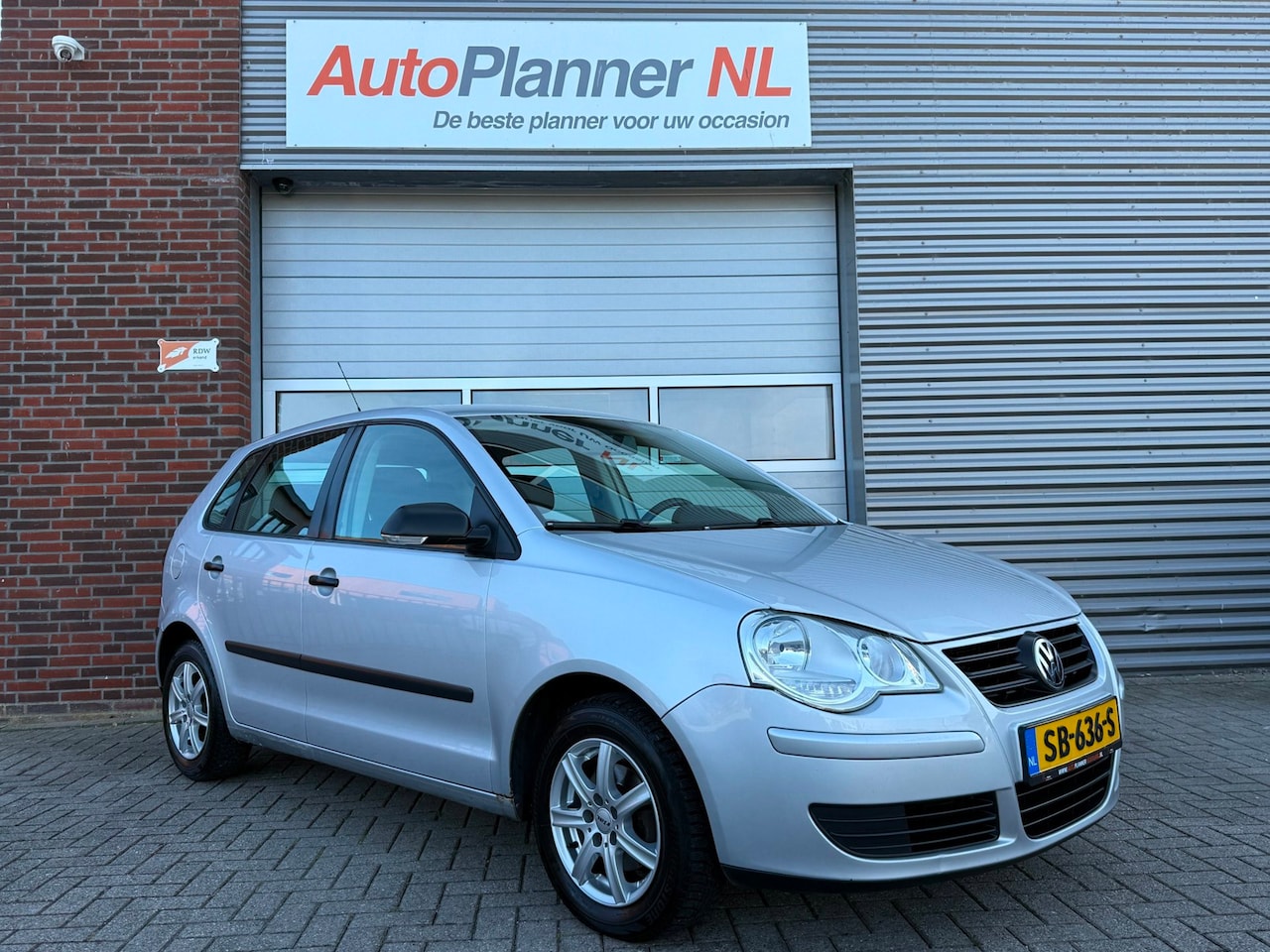 Volkswagen Polo - 1.4 TDI Sportline! 5-Deurs! Airco! Trekhaak! - AutoWereld.nl