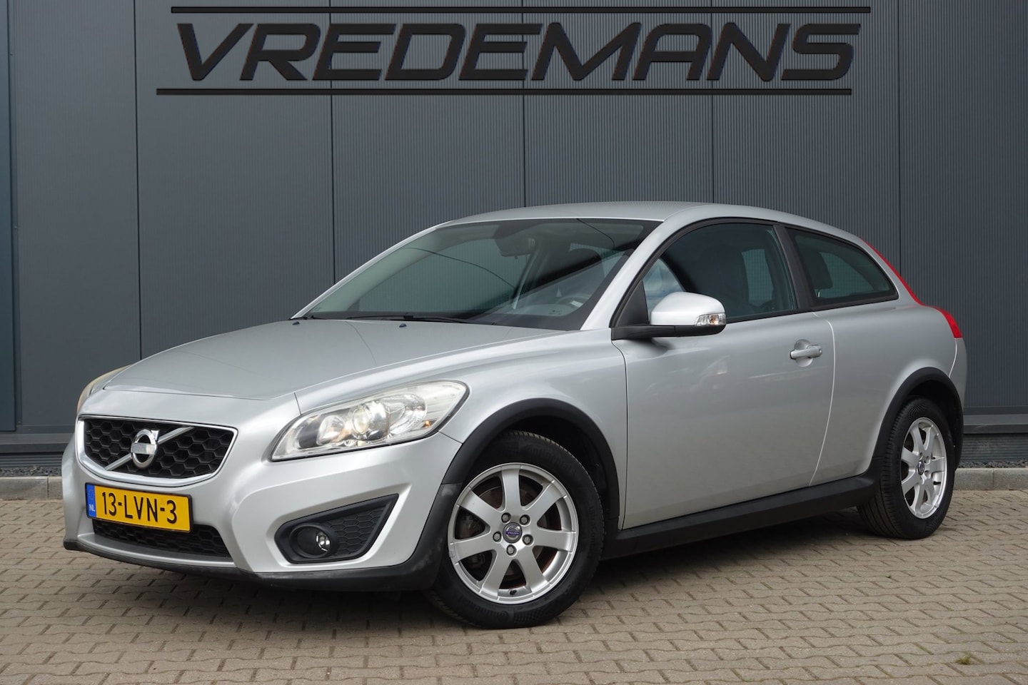 Volvo C30 - 1.6 Advantage NAP - AutoWereld.nl