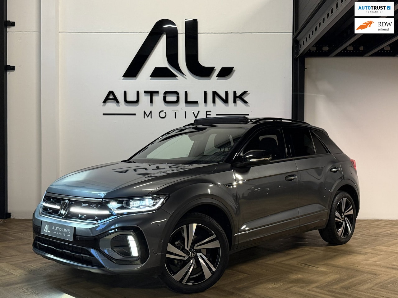 Volkswagen T-Roc - 1.5 TSI R-Line Business 1.5 TSI R-Line Business+ - AutoWereld.nl