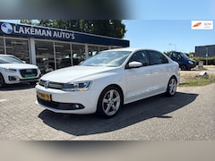 Volkswagen Jetta - 1.2 TSI Whiteline Huurkoop Inruil APK Garantie
