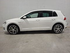 Volkswagen Golf - 1.2 TSI Edition R-line 5drs Navi Clima Cruise Trekhaak