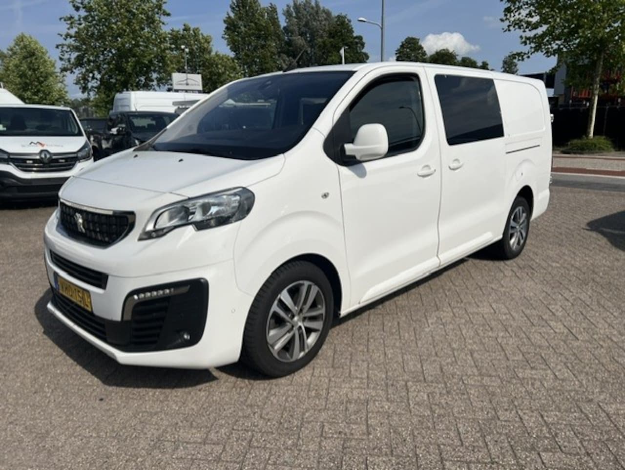 Peugeot Expert - 2.0 BlueHDI 120 Long Asphalt DC 5P AIRCO KLIMA EURO6 - AutoWereld.nl