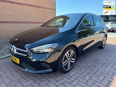 Mercedes-Benz B-klasse - 180 Business Solution Luxury, Automaat, Leder, Sfeer, Wide screen,