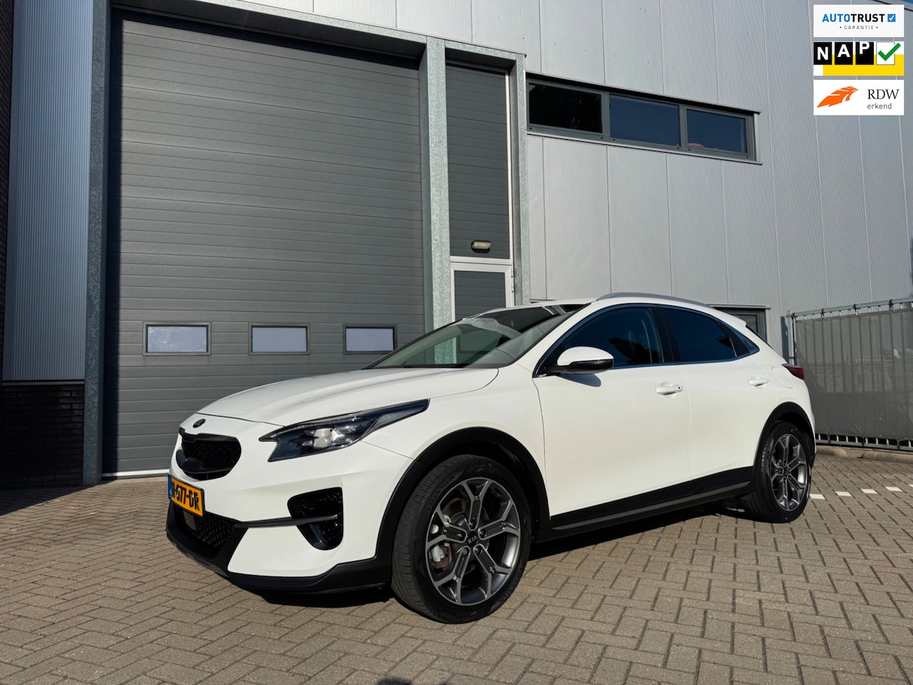 Kia XCeed - 1.0 T-GDi DynamicPlusLine 1.0 T-GDi DynamicPlusLine, LED, NAVI, Stoel-/Stuurverwarming, etc. - AutoWereld.nl