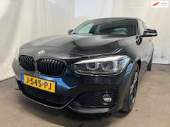 BMW 1-serie - 118i Edition M Sport Shadow High Executive - Schade