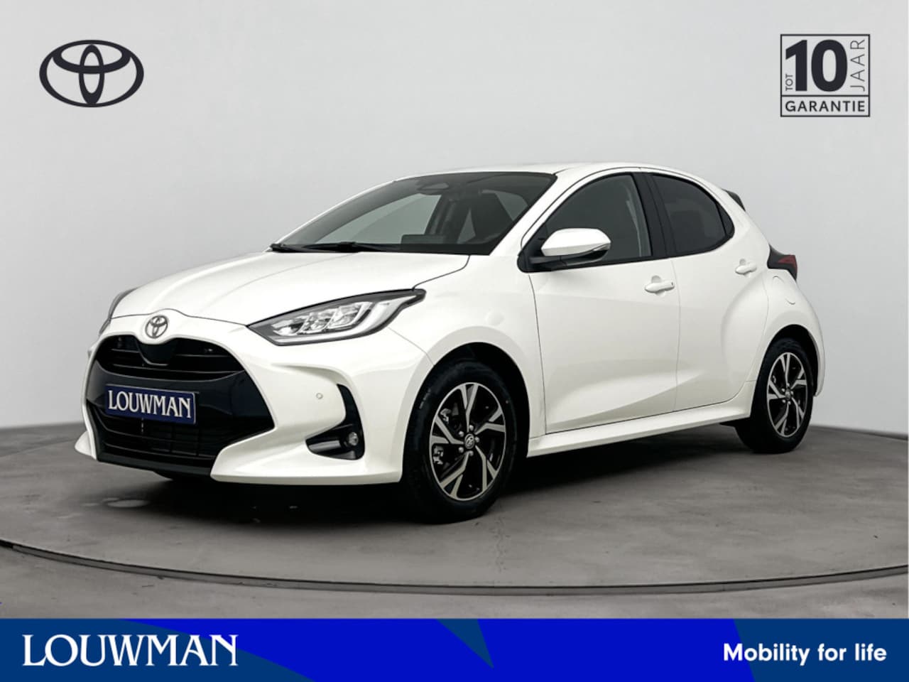 Toyota Yaris - 1.5 Hybrid 115 Dynamic Comfort Pack | 3600 EU voordeel!* | Voor + achter parkeersensoren | - AutoWereld.nl