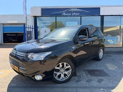 Mitsubishi Outlander - 2.0 PHEV Instyle+ l Leer l Pano l camera l NWE accu