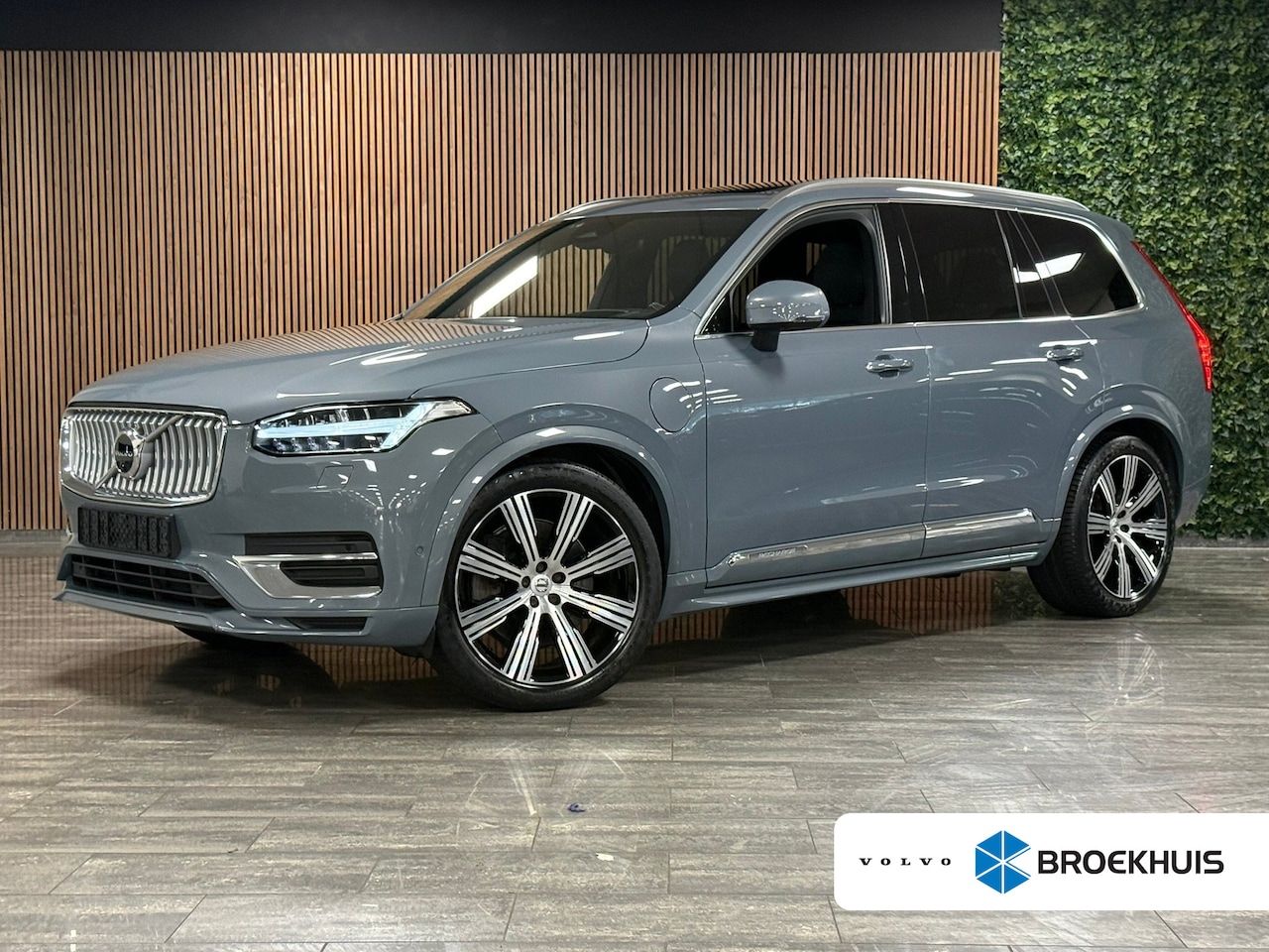 Volvo XC90 - T8 AWD Recharge Ultimate Ultra Bright | Luchtvering | Trekhaak | 360 Camera | Head-Up Disp - AutoWereld.nl