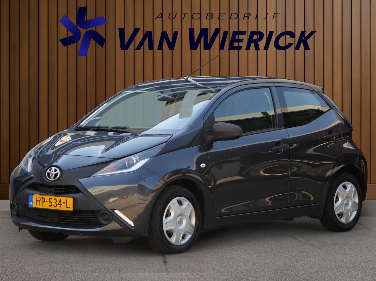 Toyota Aygo - 1.0 VVT-i x-now 5-Deurs | Airco | Zuinig! | NAP - AutoWereld.nl