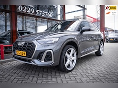 Audi Q5 - 55 TFSIe Quattro Competition S-line | Panoramadak | Leder | LED | Stoelverwarming | Camera