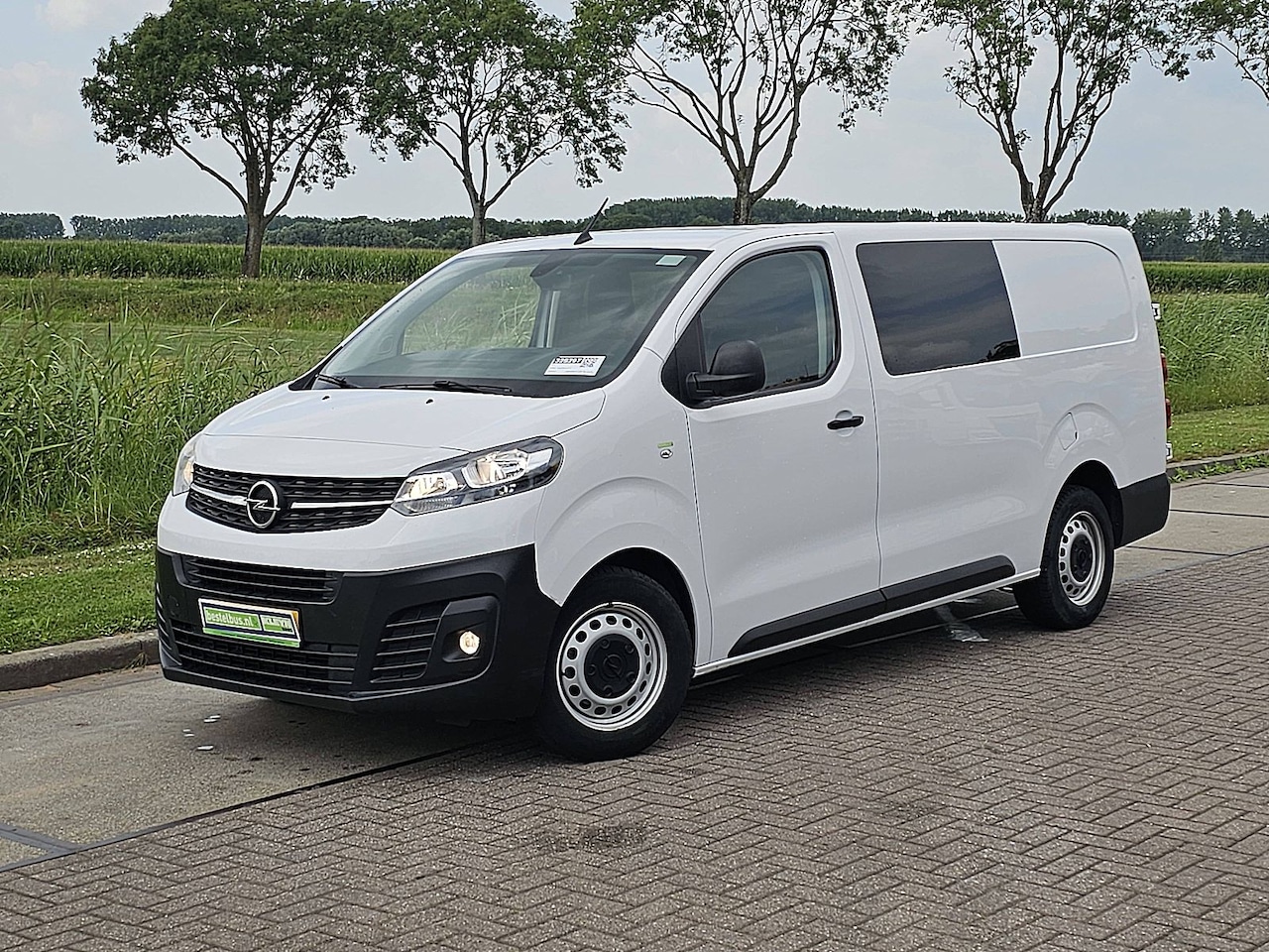 Opel Vivaro - 2.0 Diesel 145 L3 DC XL, dubbele cabine, airco, navi, pdcl, trekhaak - AutoWereld.nl