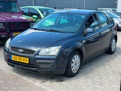 Ford Focus - 1.6-16V Trend 2007 5-Deurs Airco APK 04-2027