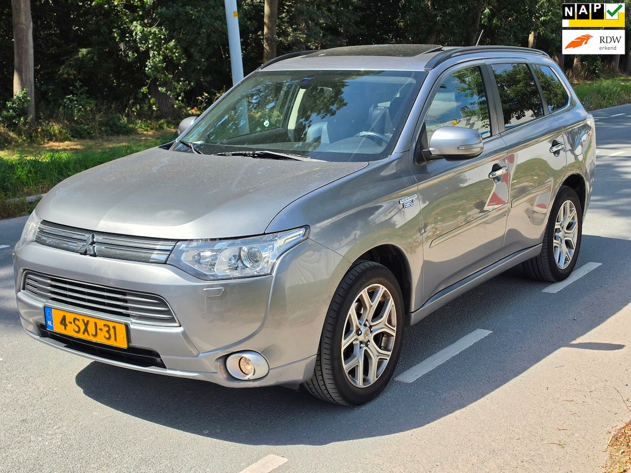 Mitsubishi Outlander - 2.0 PHEV instyle / AIRCO / NAP - AutoWereld.nl