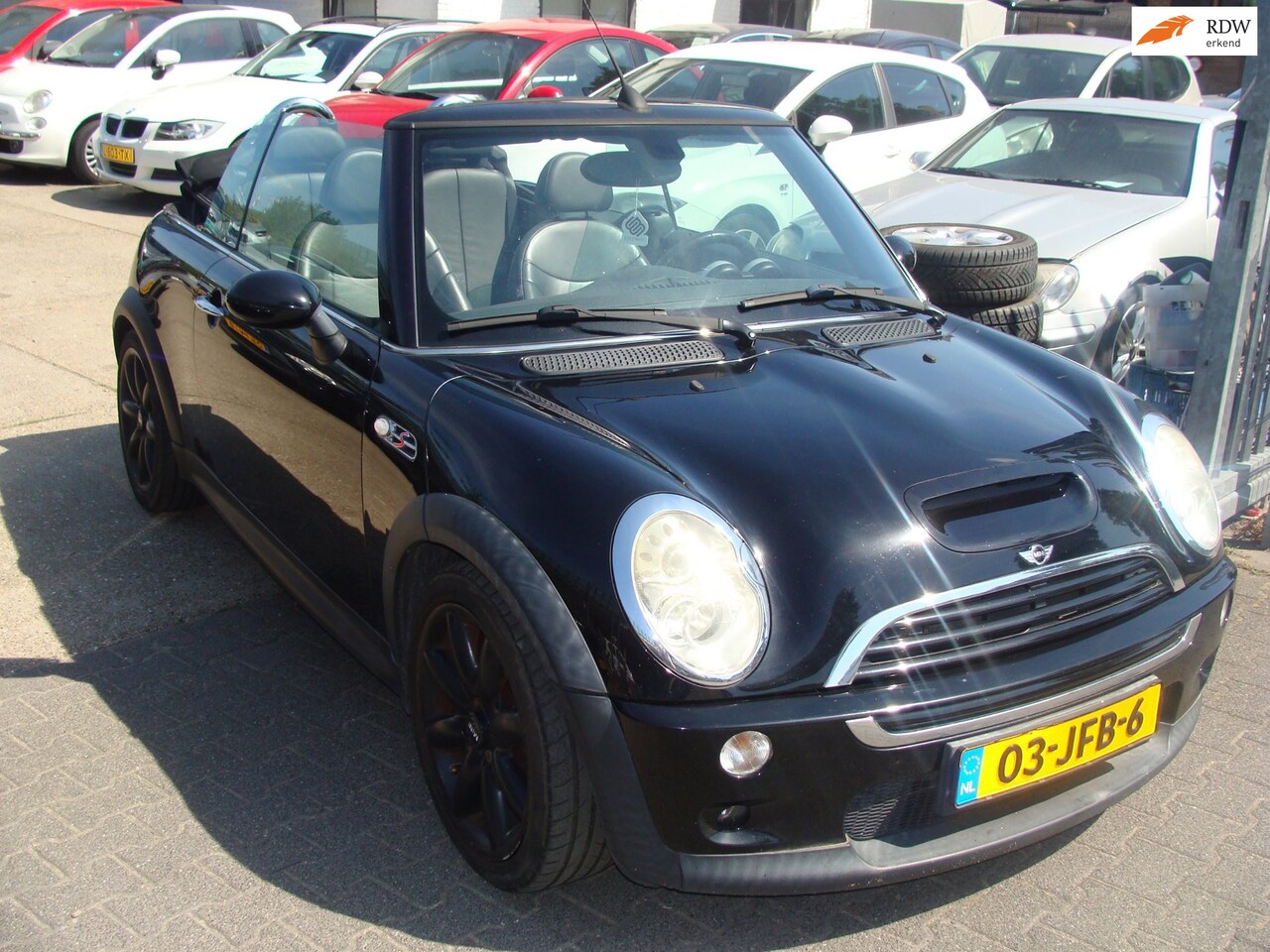 MINI Cabrio - 1.6 Cooper S leer airco elek pak nap apk - AutoWereld.nl
