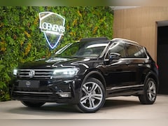 Volkswagen Tiguan - 2.0 TSI 4Motion 3x R-Line / Pano / HUD / Camera / CarPlay