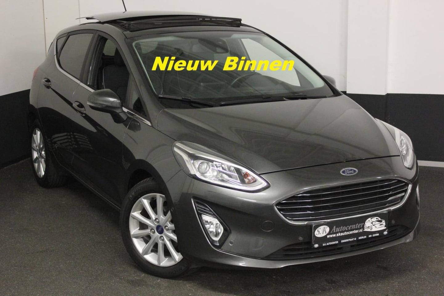 Ford Fiesta - AUTOMAAT-TITANIUM*PANO*CAM*STUUR+STOELVERW. - AutoWereld.nl