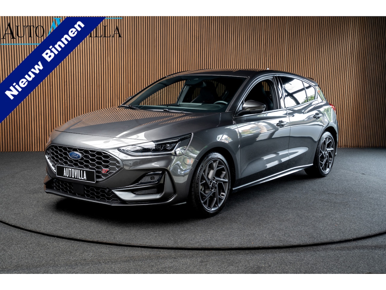 Ford Focus - 2.3 EcoBoost ST PERFORMANCE LED-Matrix - AGR PERFORMACE Stoelen - Driver assistance pakket - AutoWereld.nl