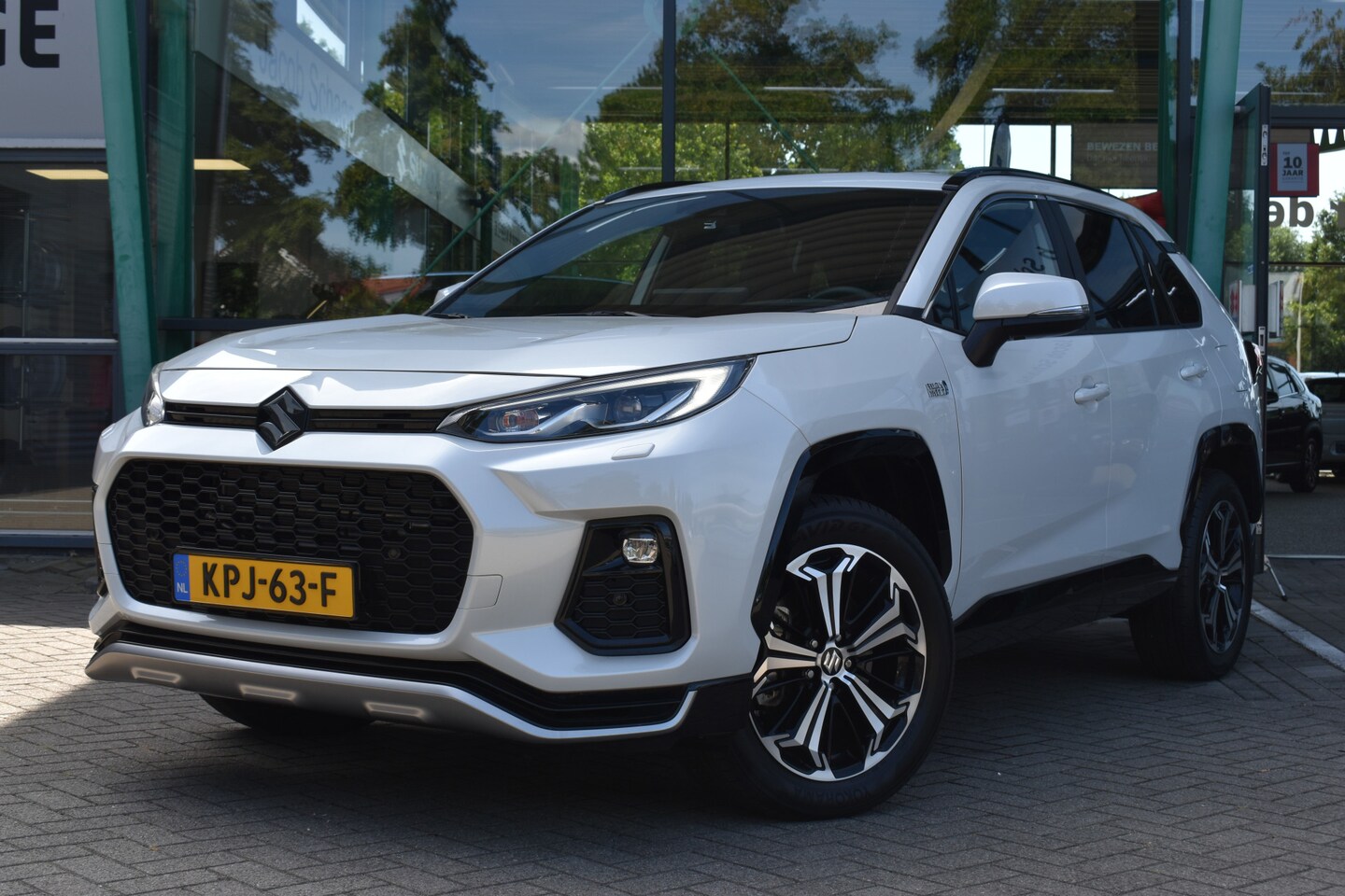Toyota RAV4 - (Suzuki) 2.5 Plug-in Hybrid AWD Style Limited Automaat 306pk | Apple Carplay/Android Auto - AutoWereld.nl
