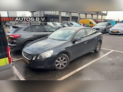 Volvo S60 - 1.6 T3 Kinetic navi LM automaat org NL