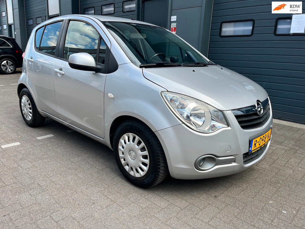 Opel Agila - 1.2 Enjoy - Lage km stand - Nette auto - AutoWereld.nl
