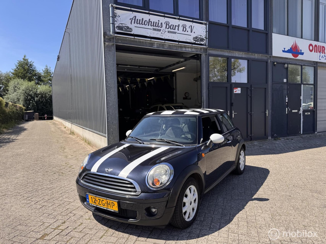 MINI 3-Deurs - 1.4 One Stuurbekrachtiging! Nieuwe APK! NAP Logisch! - AutoWereld.nl