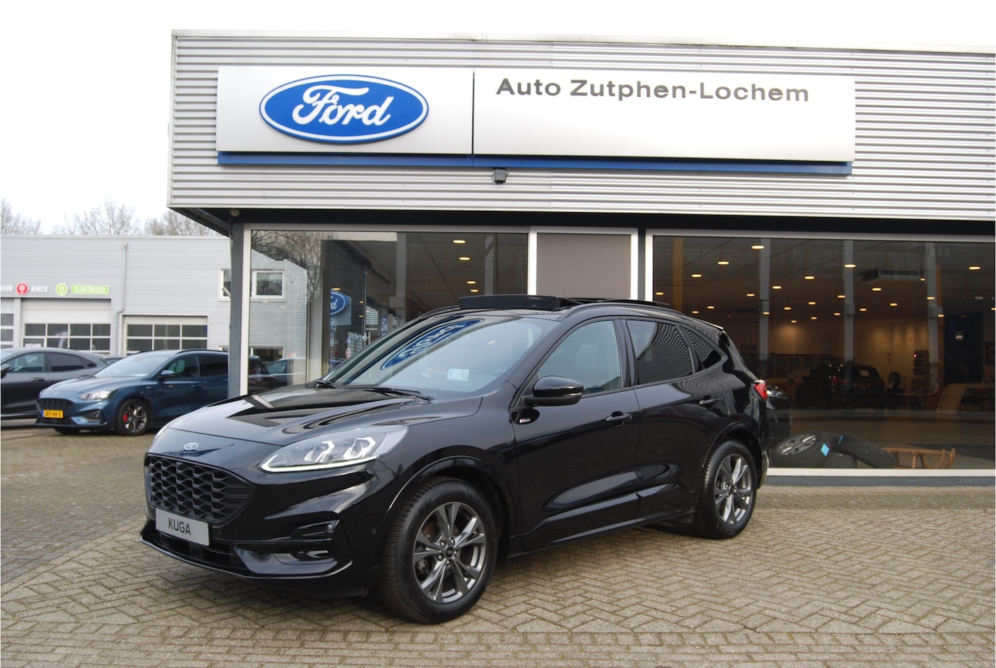 Ford Kuga - 1.5 EcoBoost ST-Line X | PANO.DAK | TREKHAAK | WINTERPACK | LED MATRIX | BLIS | CAMERA V+A - AutoWereld.nl