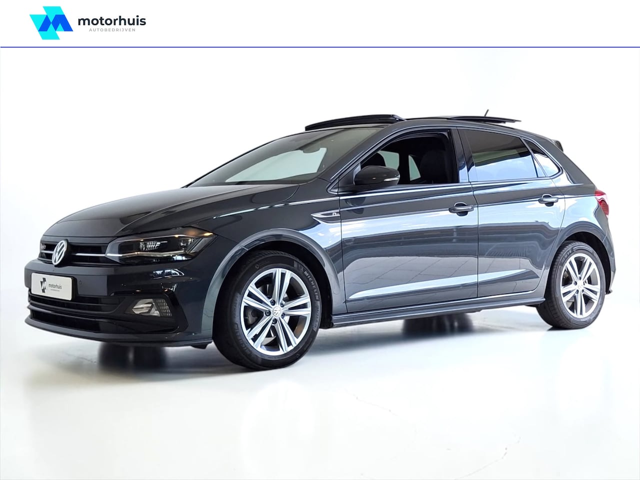 Volkswagen Polo - 1.0 TSI Highline Business R 115pk Automaat Uranograu PANO BEATS AUDIO LED CARPLAY CAMERA S - AutoWereld.nl