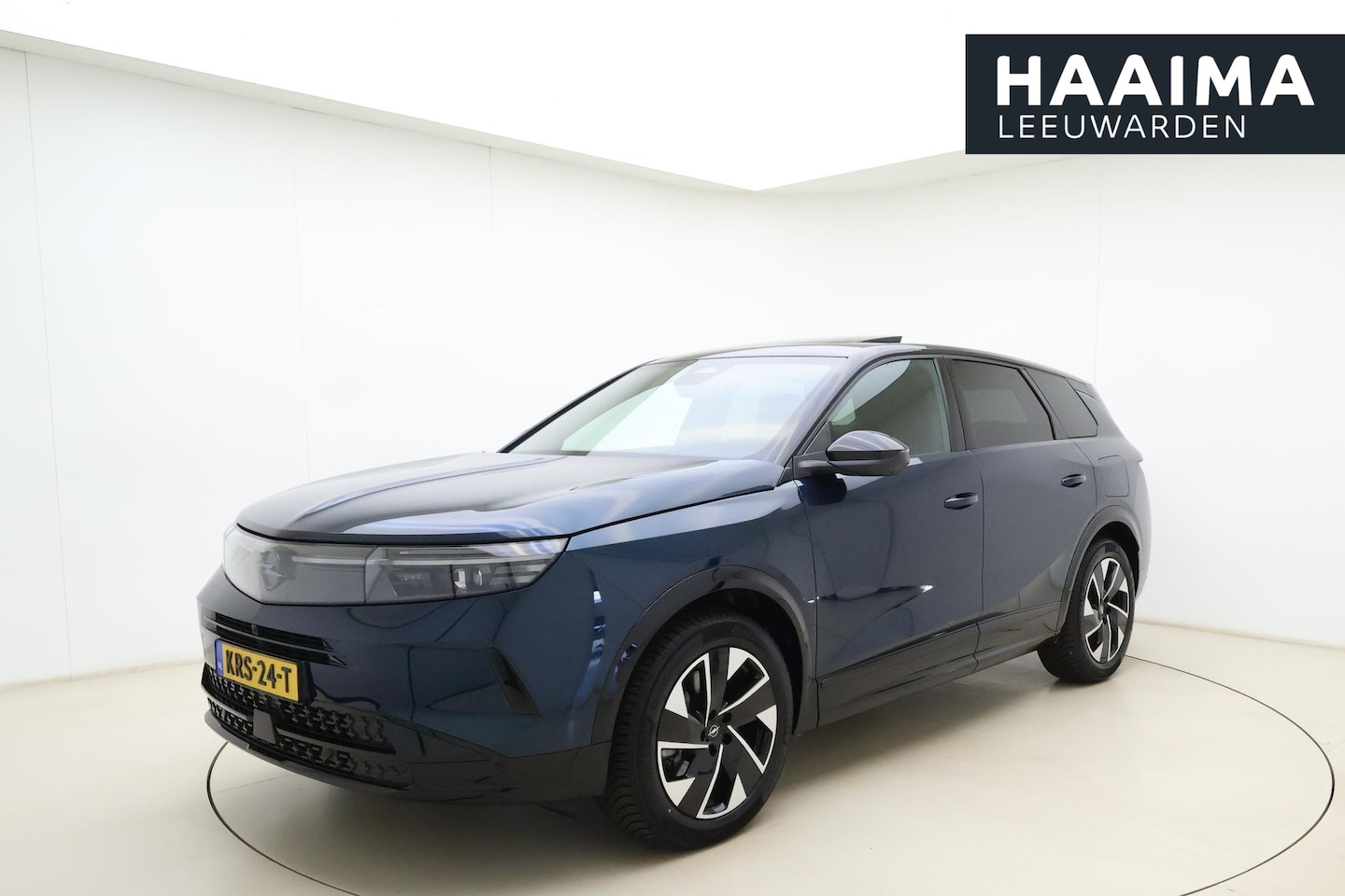 Opel Grandland - 1.6 Turbo Plug-in-Hybrid Ultimate | Lederen bekleding | Panoramisch schuif/kantel dak | St - AutoWereld.nl