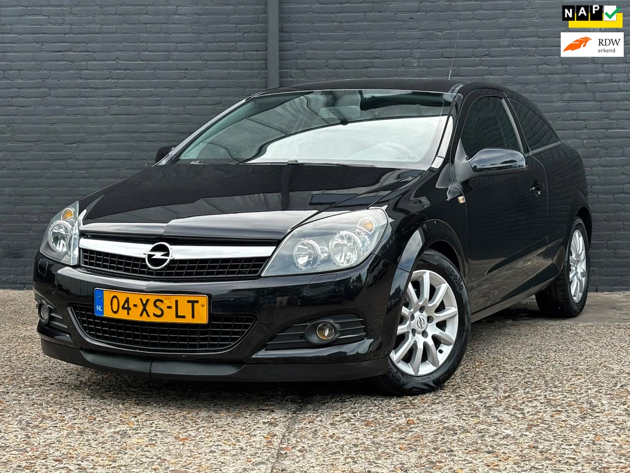 Opel Astra GTC - 1.6 Temptation AIRCO|ELEK RAMEN - AutoWereld.nl