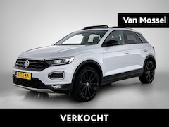 Volkswagen T-Roc - 1.5 TSI R-Line | 150 PK | Digital Cockpit PRO | Elektrische Kofferbak | Stoelverwarming |
