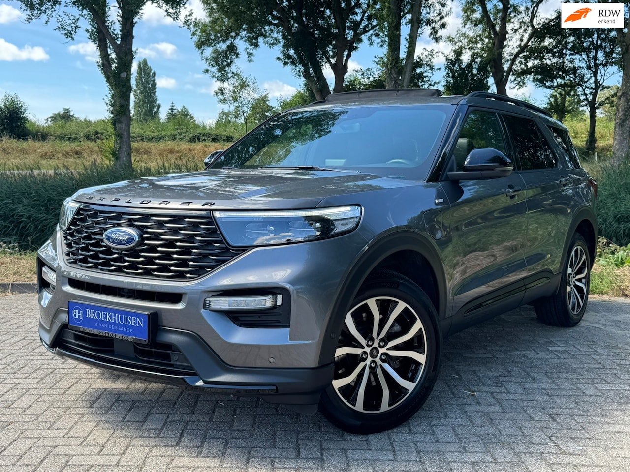Ford Explorer - 3.0 V6 EcoBoost PHEV ST-Line 457pk Panoramadak / Stoelventilatie / 360 Camera - AutoWereld.nl