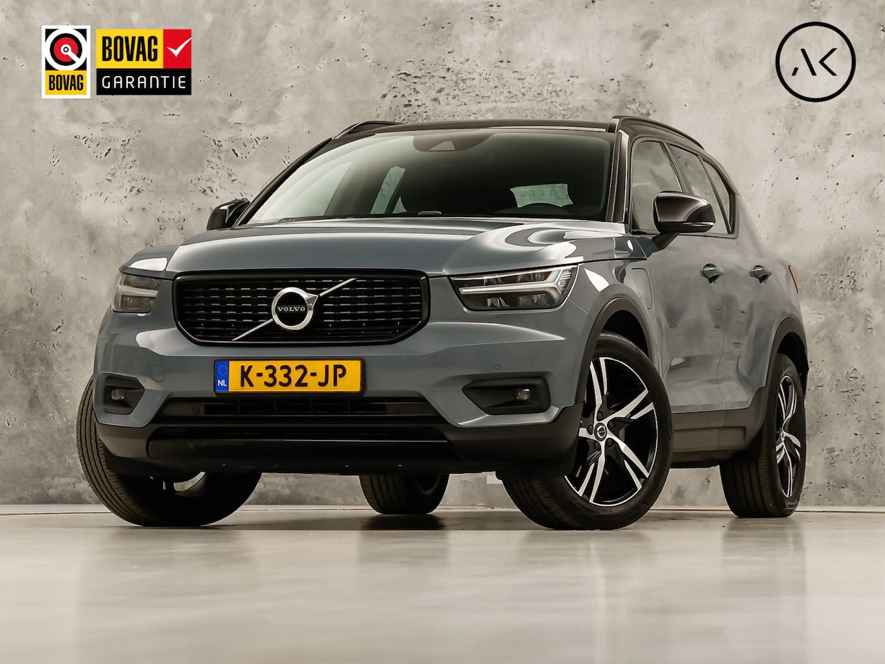 Volvo XC40 - 1.5 T4 Recharge R-Design Expression Automaat 211Pk (GROOT NAVI, APPLE CARPLAY, CAMERA, STO - AutoWereld.nl