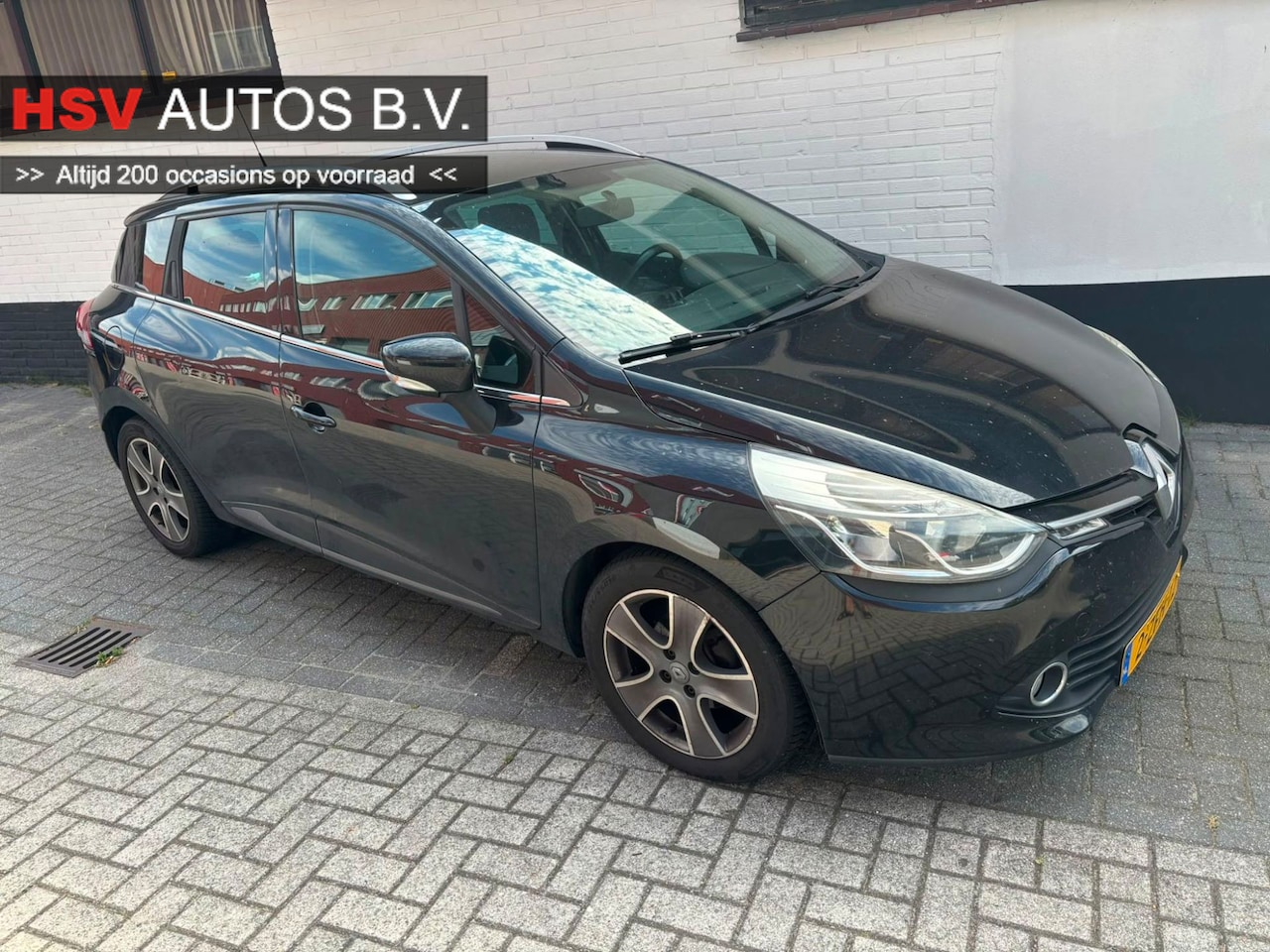 Renault Clio Estate - 1.5 dCi ECO Night&Day navi LM airco - AutoWereld.nl
