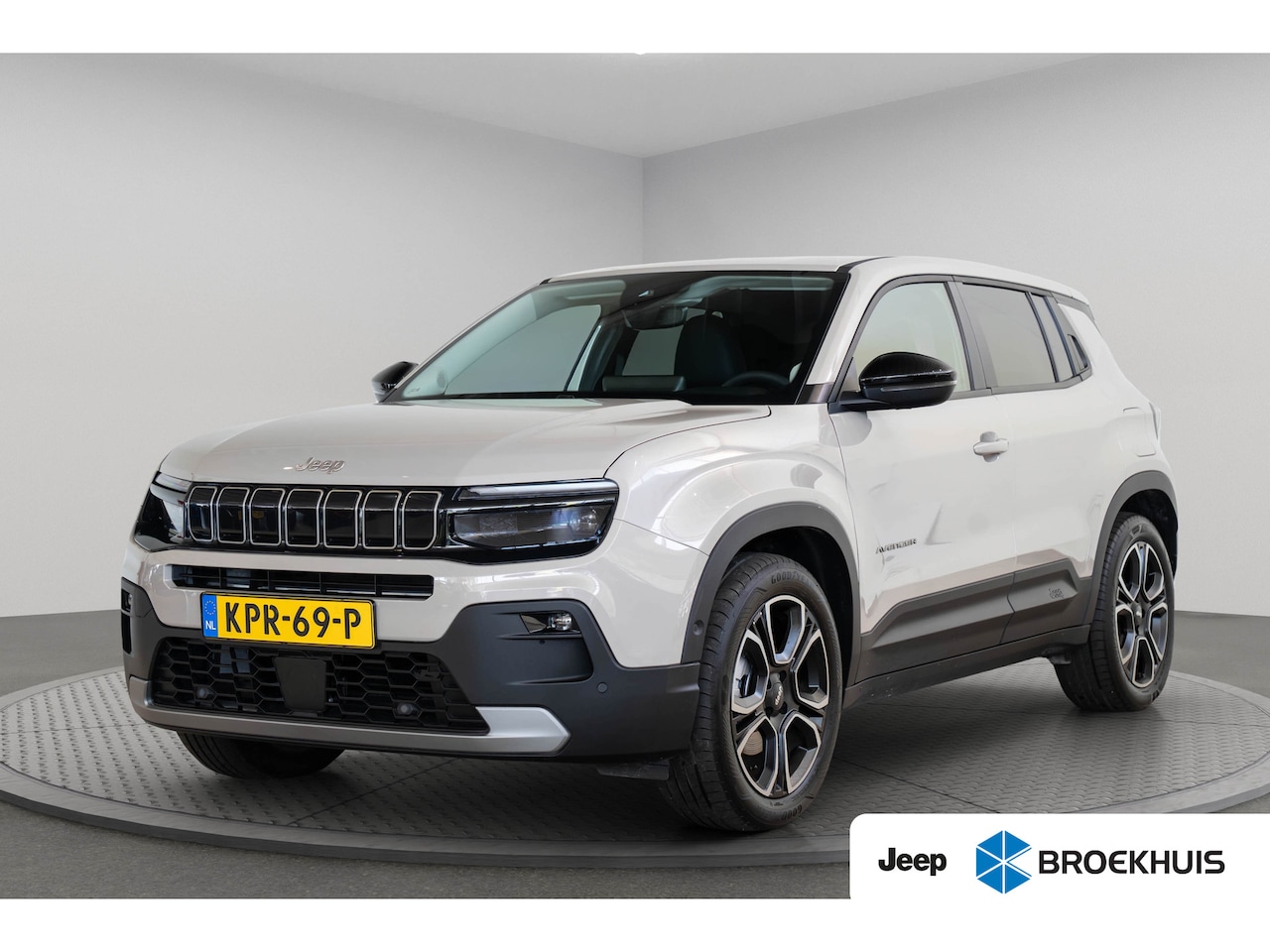 Jeep Avenger - Summit 54 kWh | SOH 97% | Apple Carplay & Android Auto | Camera | Parkeersensoren | Climat - AutoWereld.nl
