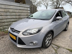Ford Focus Wagon - 1.6 TDCI ECOnetic Lease Titanium|NAP|APK12-26|Fulloption|Stoelvw|CruiseControl