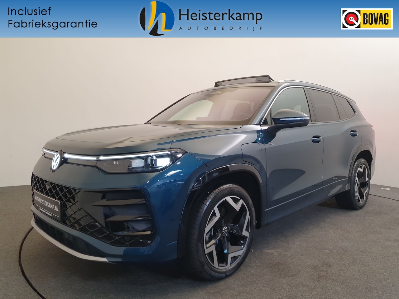 Volkswagen Tayron - 1.5 eHybrid 272pk DSG/AUT R-Line Edition Leder, Panoramadak, Wegklapbare trekhaak, 360 Cam - AutoWereld.nl