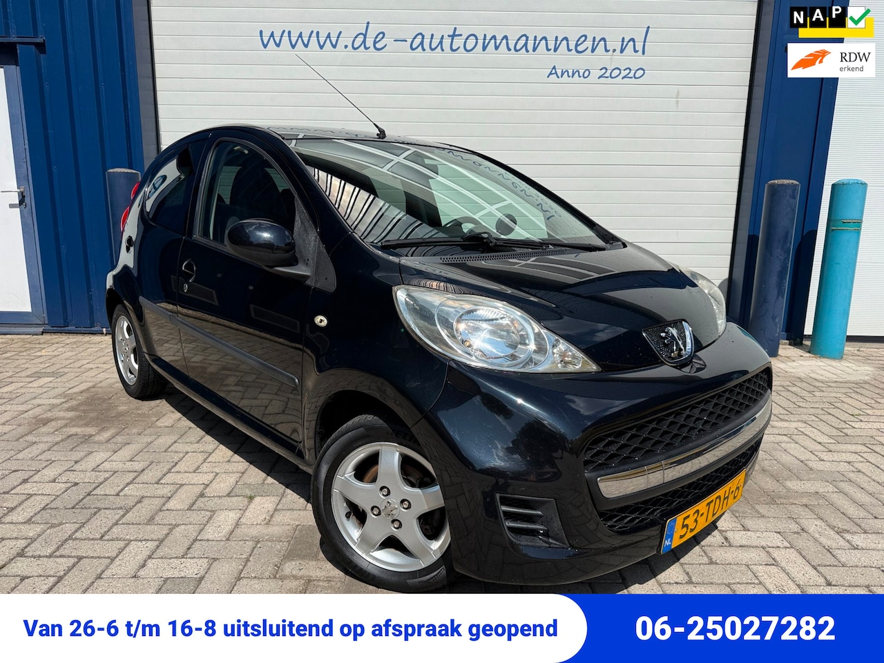 Peugeot 107 - 1.0-12V Black & Silver 5-drs / AIRCO / LEER ALC / APPLE CARPLAY / ALL SEASON - AutoWereld.nl