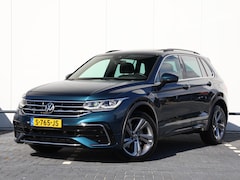 Volkswagen Tiguan - 1.4 TSI eHybrid R-Line Business+ 245pk DSG | Panoramadak | Trekhaak | LED Matrix | Stoel