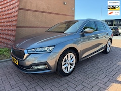 Skoda Octavia Combi - 1.0 TSI Business Edition Plus, Adaptief, Full Led, Apple Carplay, Trekhaak,