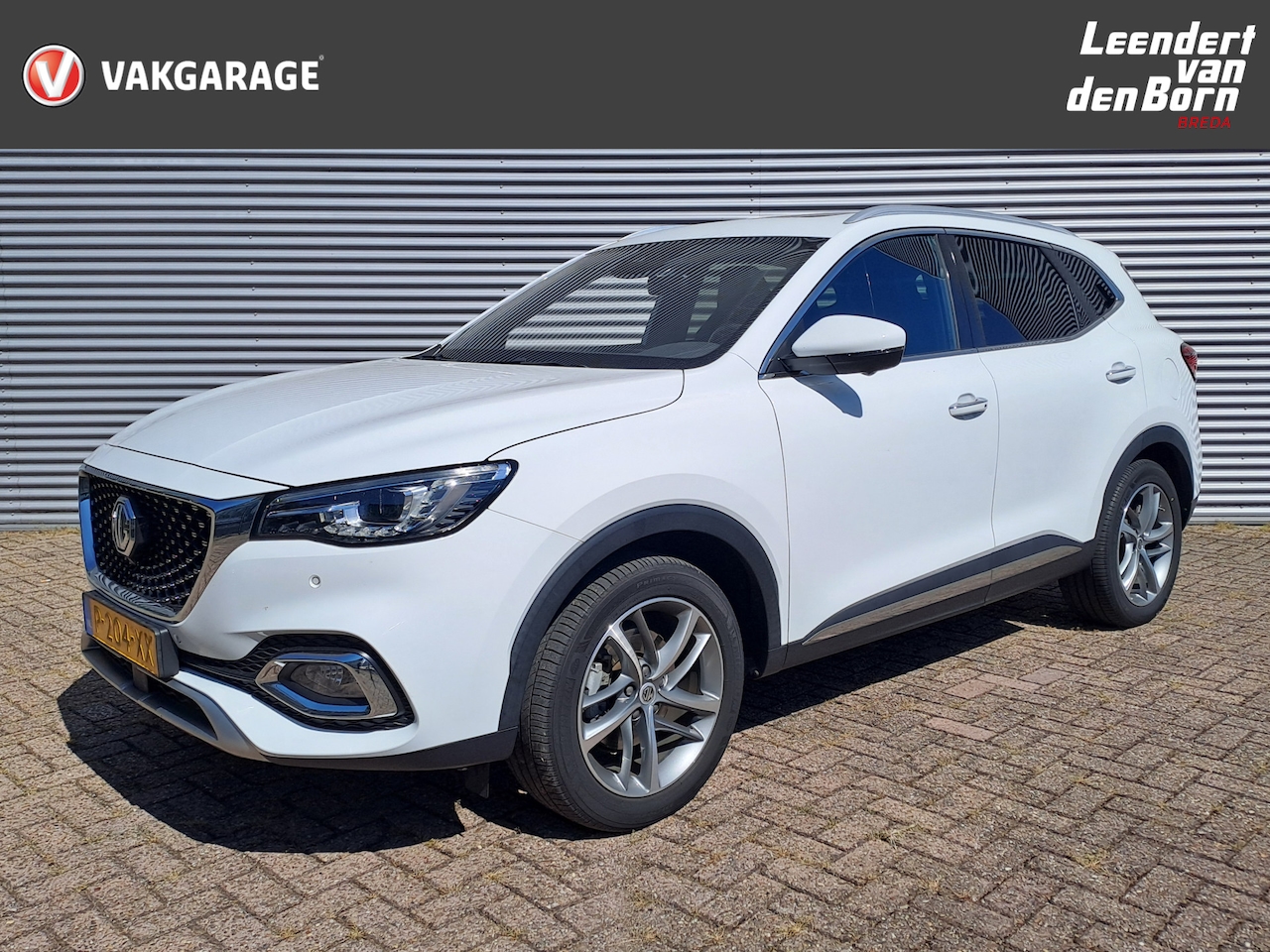 MG EHS - 1.5 TGDI Luxury | Panorama Dak | Navi | Camera | Automaat  | Leer | Cruise | Apple Carplay - AutoWereld.nl