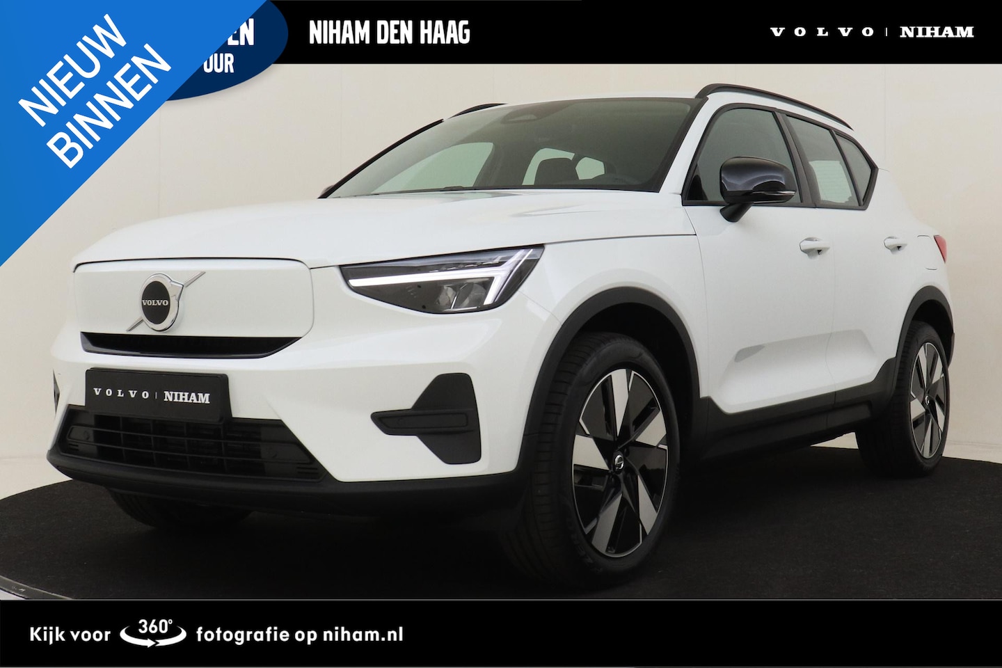 Volvo EX40 - SINGLE MOTOR ESSENTIAL 70 kWh -CAMERA|CRUISE|DAB|CARPLAY|19" - AutoWereld.nl