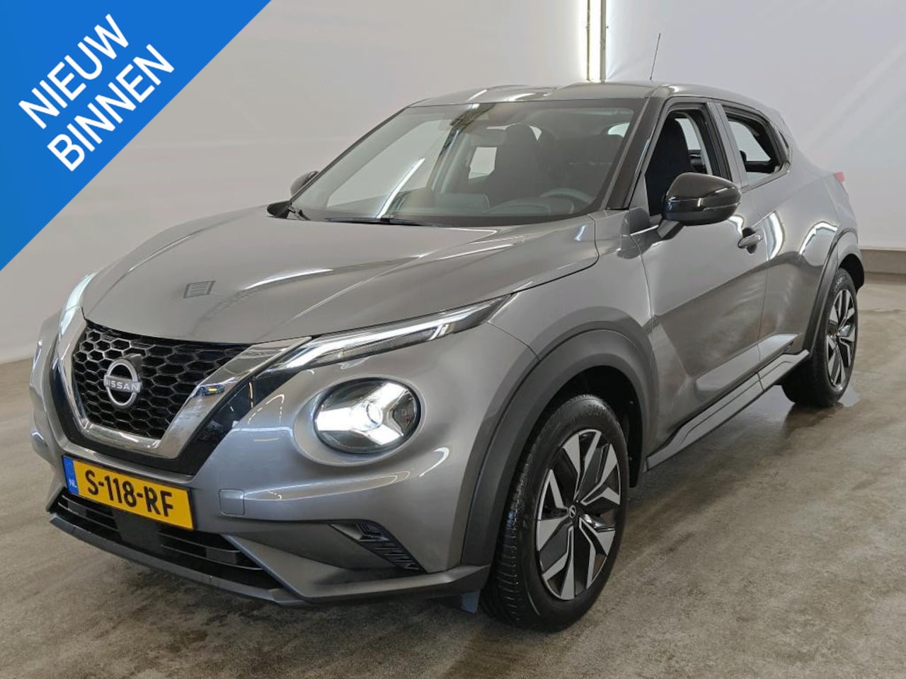 Nissan Juke - 1.0 DIG-T BUSINESS ACCESS I AUTOMAAT I P-CAMERA I APPLE CARPLAY I CLIMATE CONTROL I STOELV - AutoWereld.nl