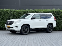 Toyota Land Cruiser - 2.8 D-4D-F Comfort High Roof Window Van, EURO 6, NAVIGATIE, KEYLESS, CRUISE CONTROL, CLIMA