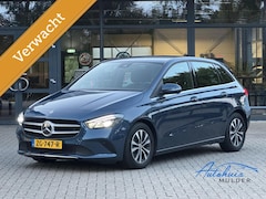 Mercedes-Benz B-klasse - 180 Business Solution Plus | Automaat | Clima | Camera | Stoelverwarming | Nederlandse Aut