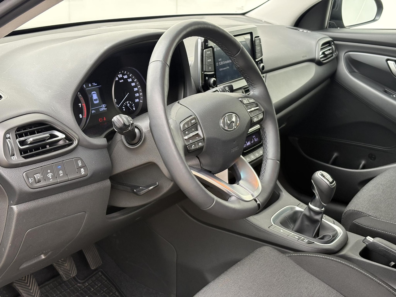 Hyundai i30 - 1.0 T-GDi MHEV HYBRID | 22.874 km | Stuur- & Stoelverwarming | Garantie | Carplay | Climat