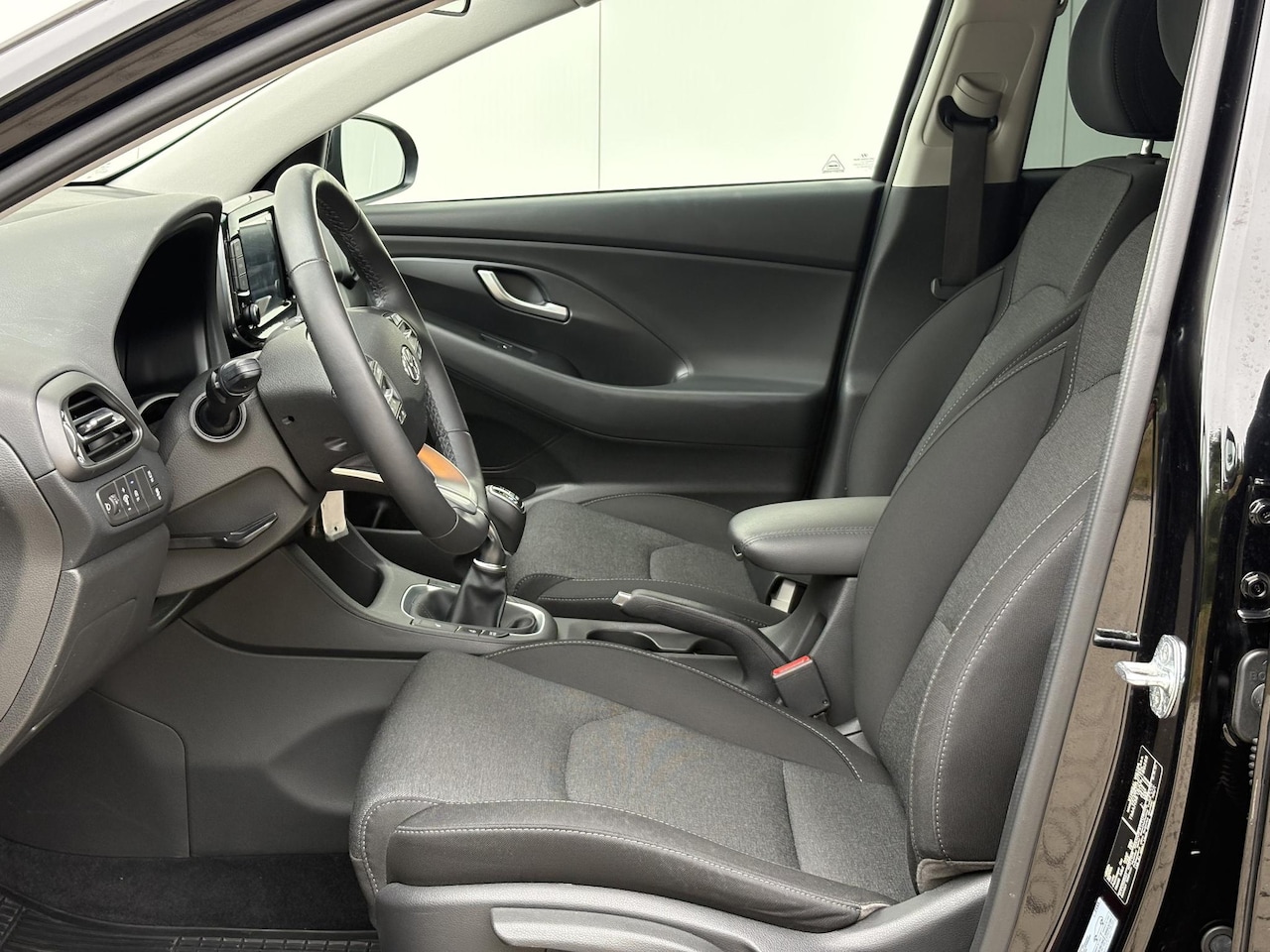 Hyundai i30 - 1.0 T-GDi MHEV HYBRID | 22.874 km | Stuur- & Stoelverwarming | Garantie | Carplay | Climat